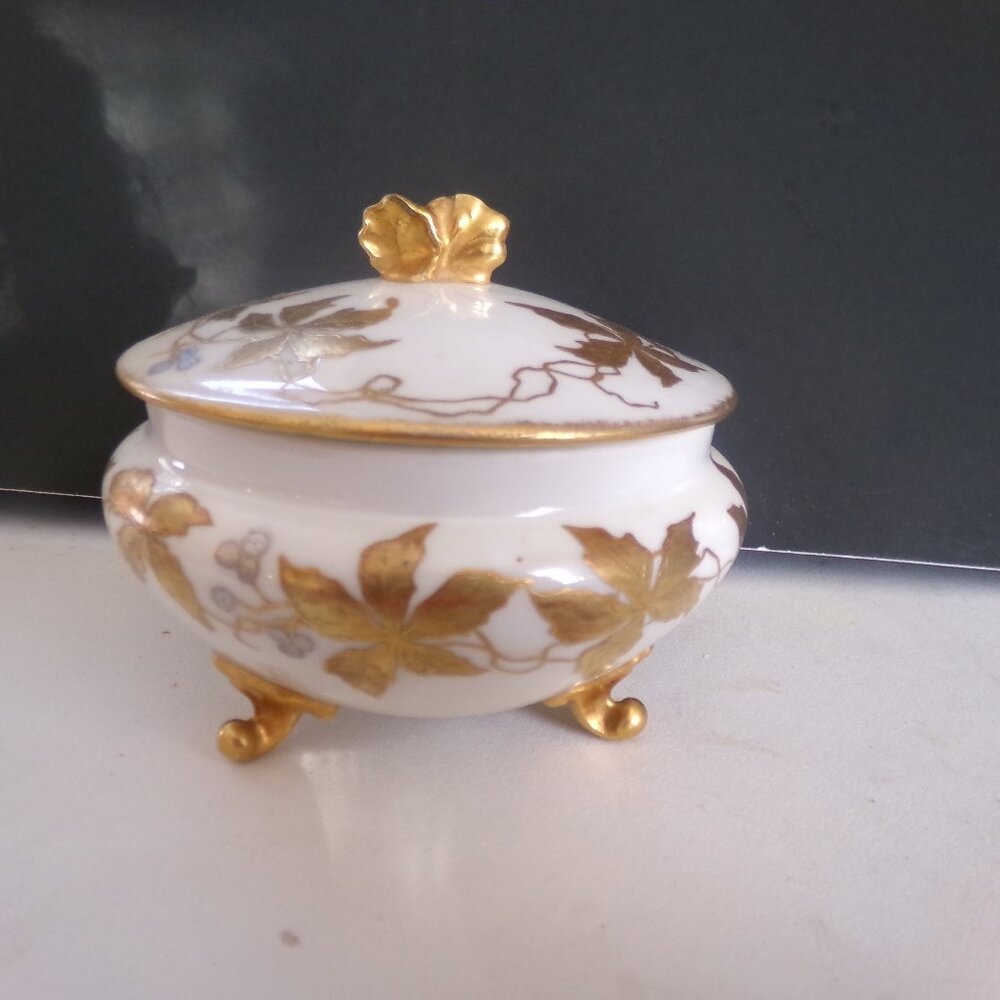 vintage porcelain made in France trinket box.